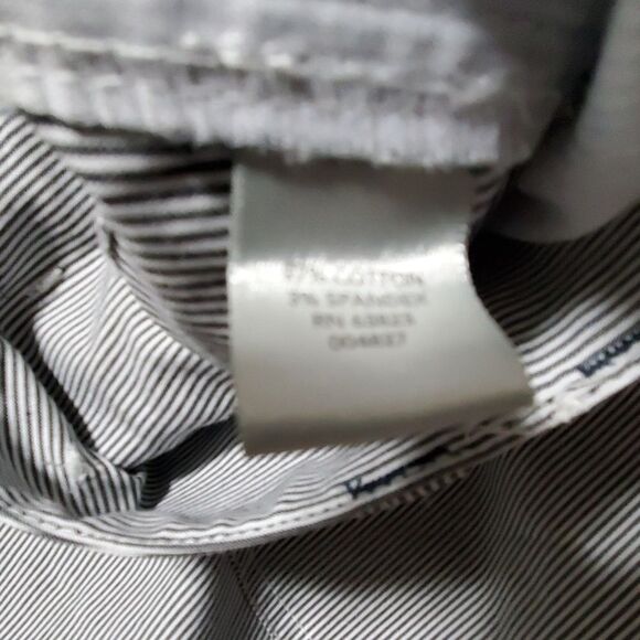 NWT Christopher & Banks Gray & White Stripe Shorts - Picture 5 of 5